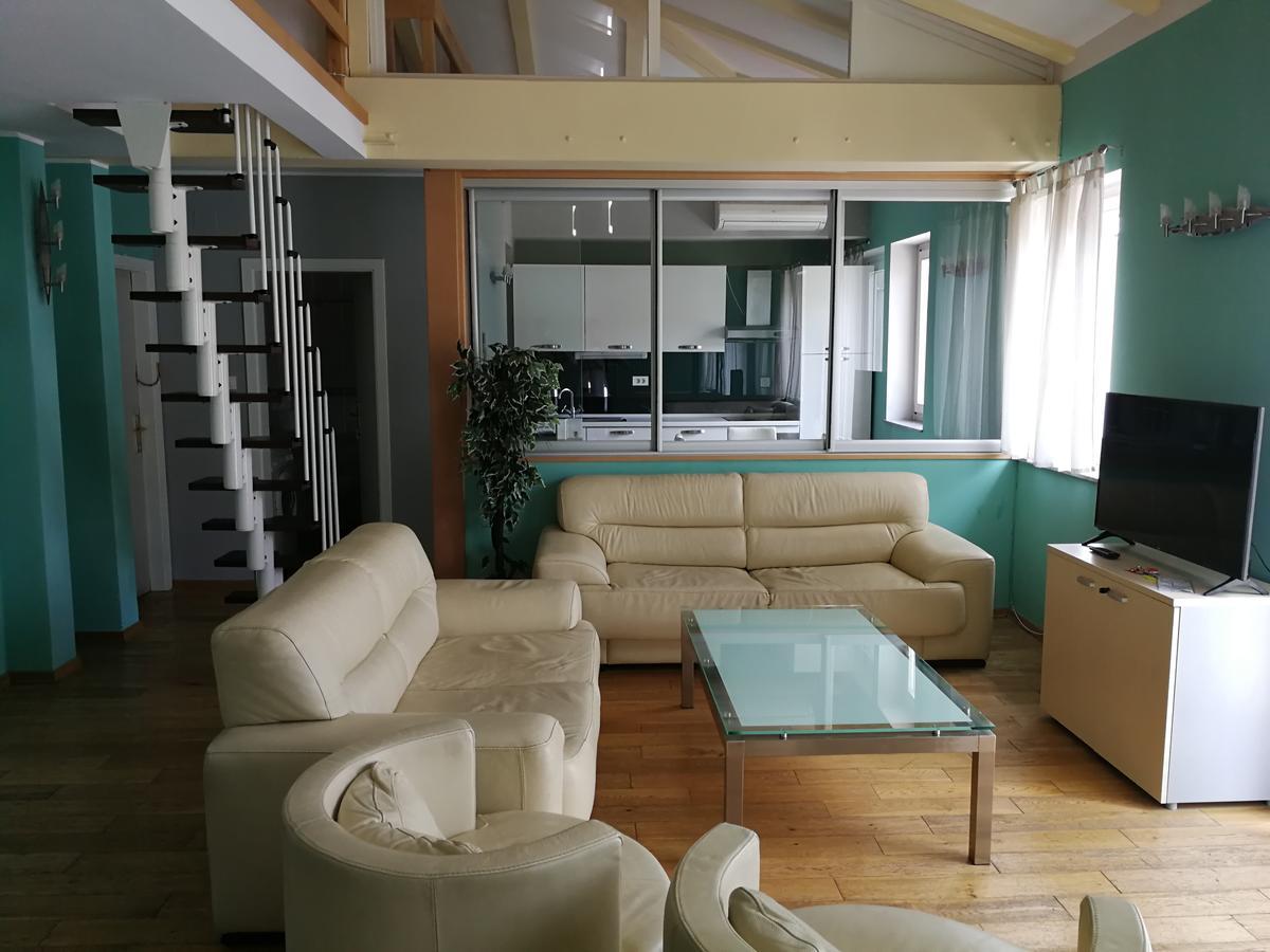 Apartments Zlatko Delic Ika Exterior foto